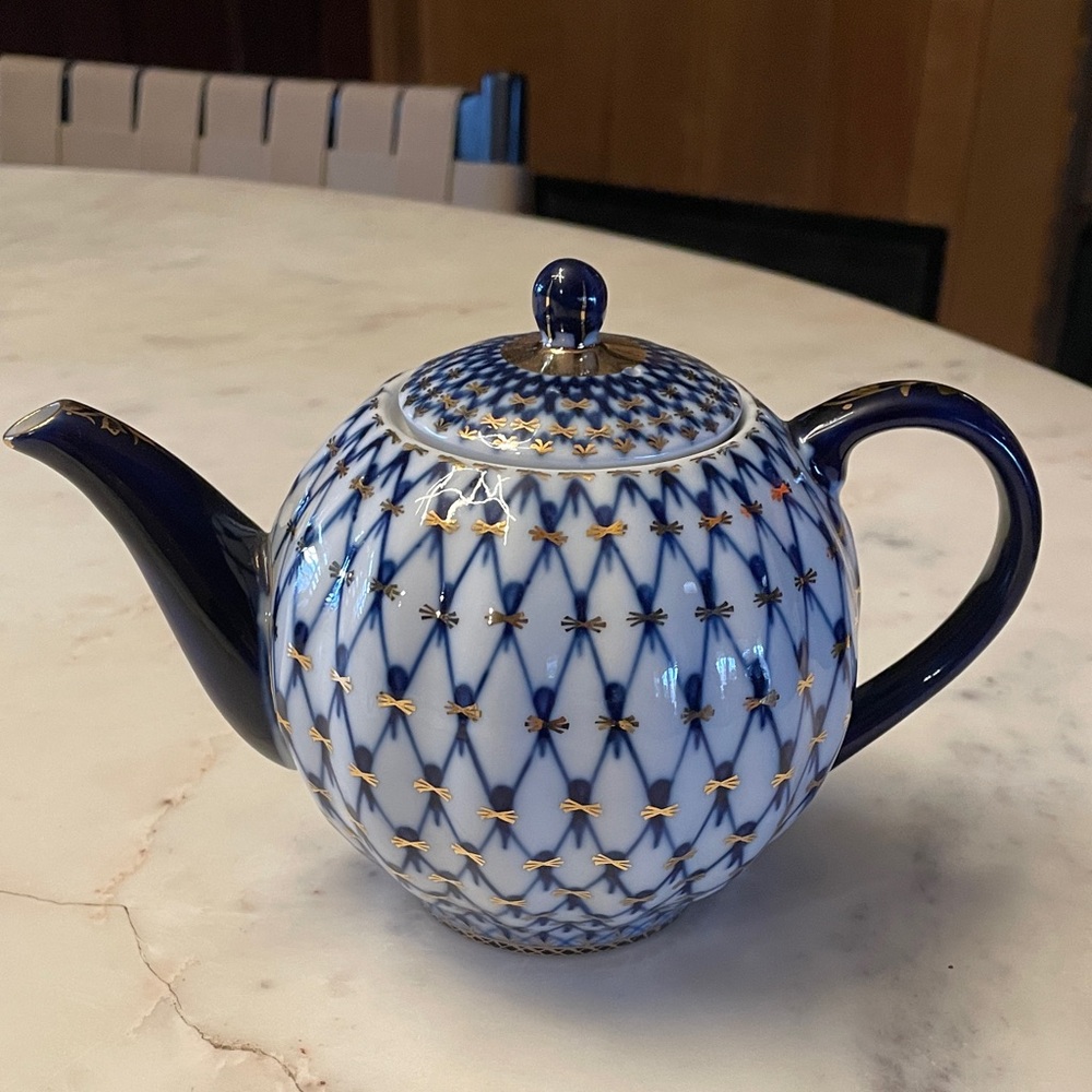 Lomonosov Porcelain Teapot
